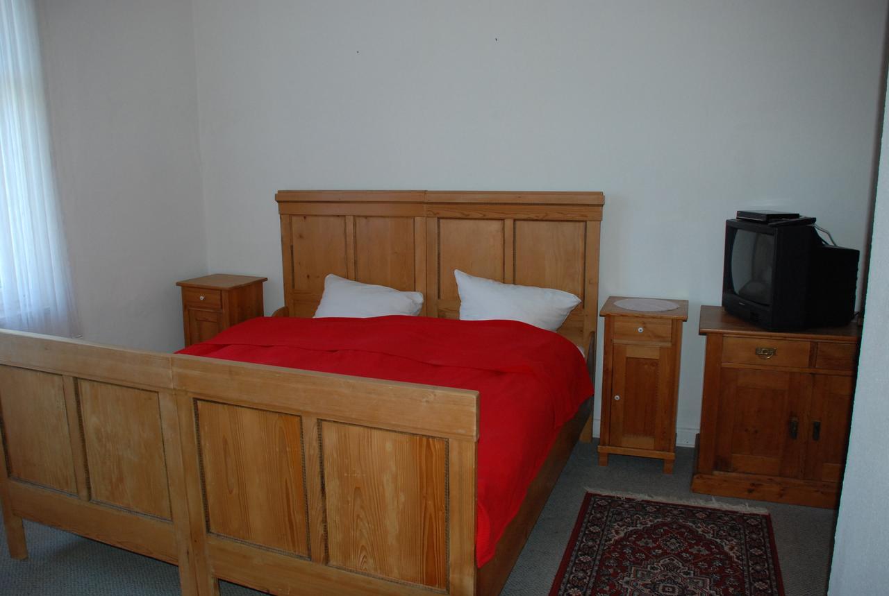 Hotel Schwarzaquelle Scheibe-Alsbach Room photo