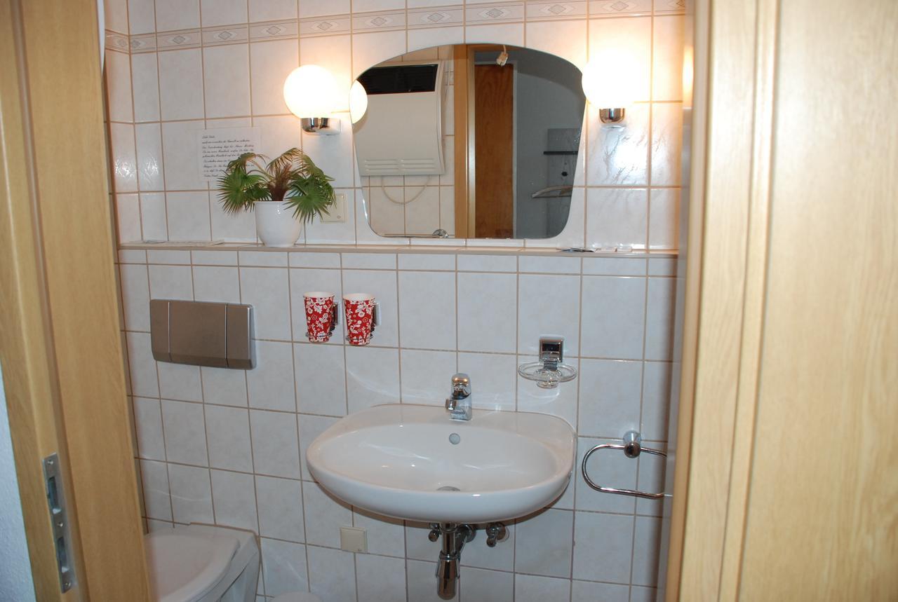Hotel Schwarzaquelle Scheibe-Alsbach Room photo